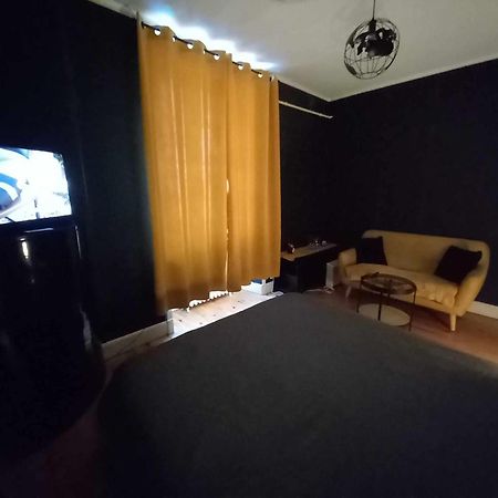 L'Appart De Babou Rez De Chaussee Parking Free Draps Wifi Thiers Exterior foto